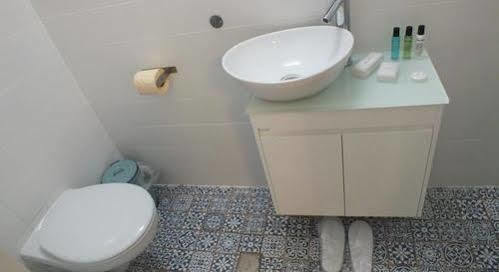 Banker'S Boutique Apartment Haifa Ngoại thất bức ảnh